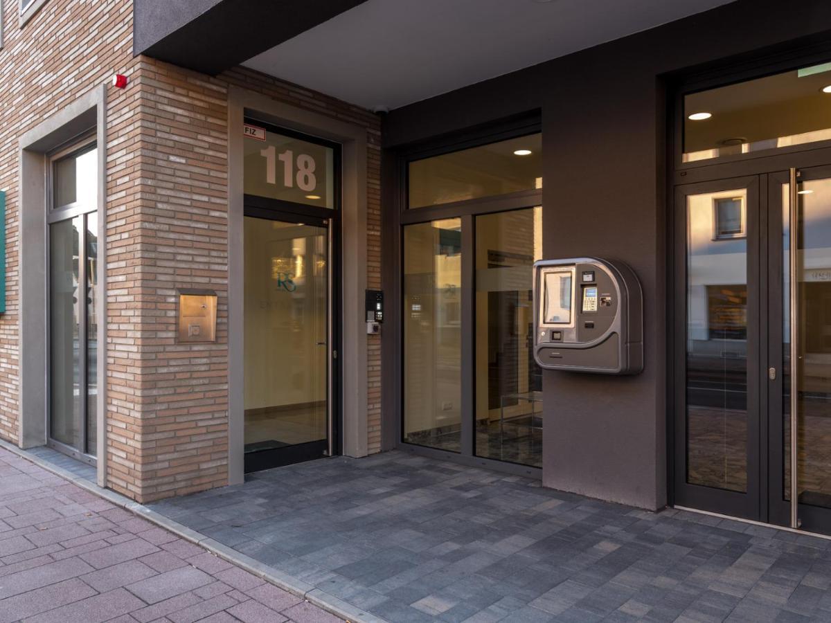 Rs-Hotel - Smart & Modern Hotel Apartments Brühl المظهر الخارجي الصورة