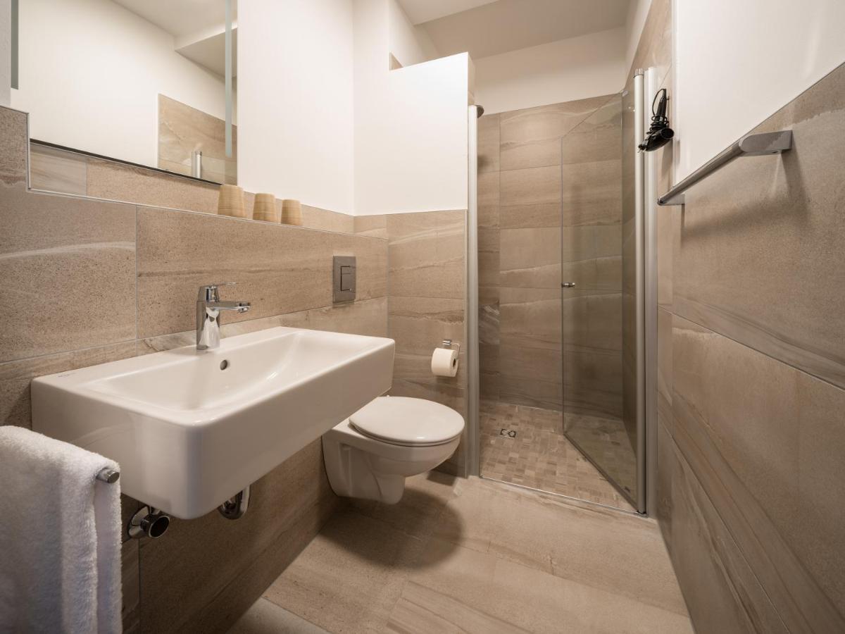 Rs-Hotel - Smart & Modern Hotel Apartments Brühl المظهر الخارجي الصورة